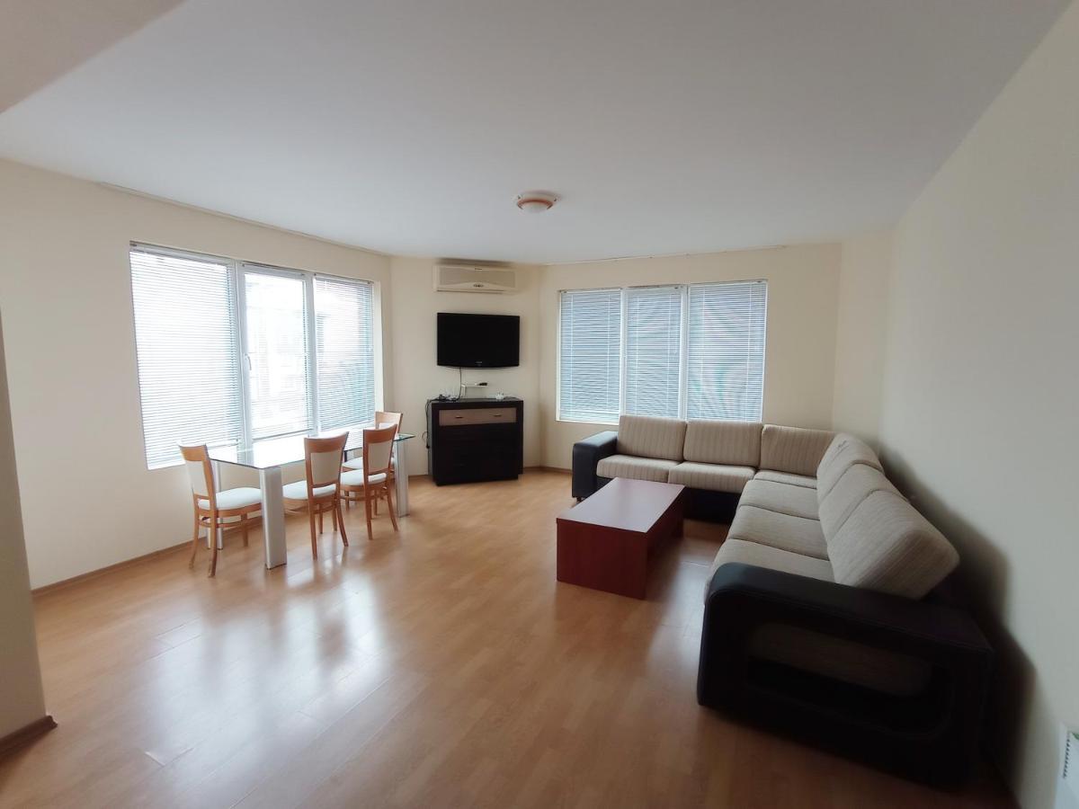 Dom-El Real Apartments 4 - Sveti Vlas Dış mekan fotoğraf