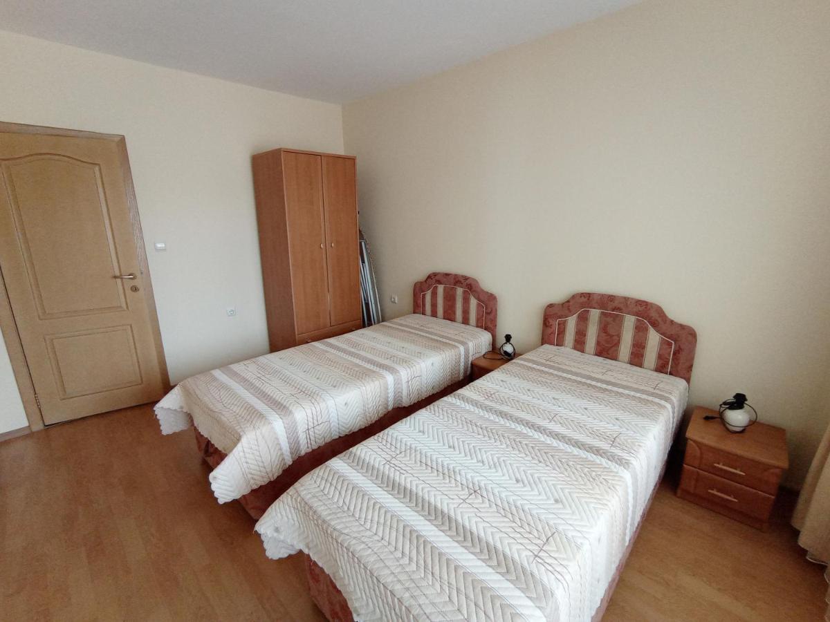 Dom-El Real Apartments 4 - Sveti Vlas Dış mekan fotoğraf