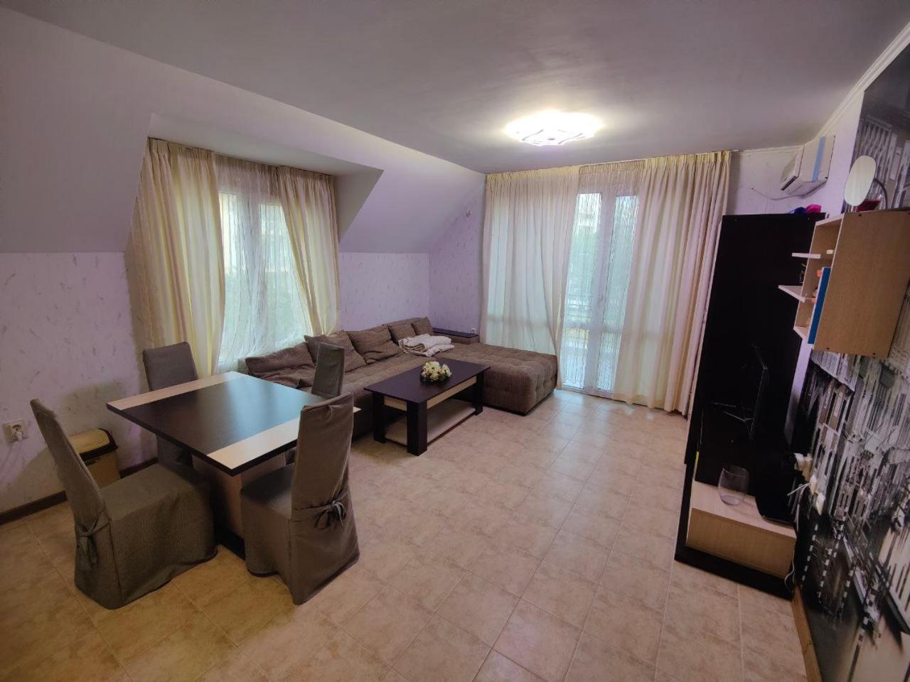 Dom-El Real Apartments 4 - Sveti Vlas Dış mekan fotoğraf